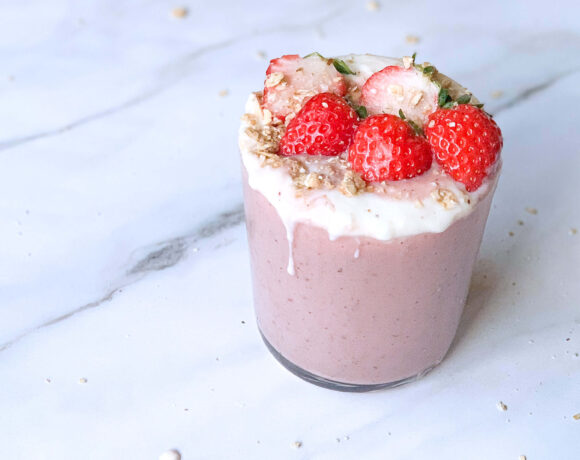 strawberry-banana-soyyogurt-smoothie
