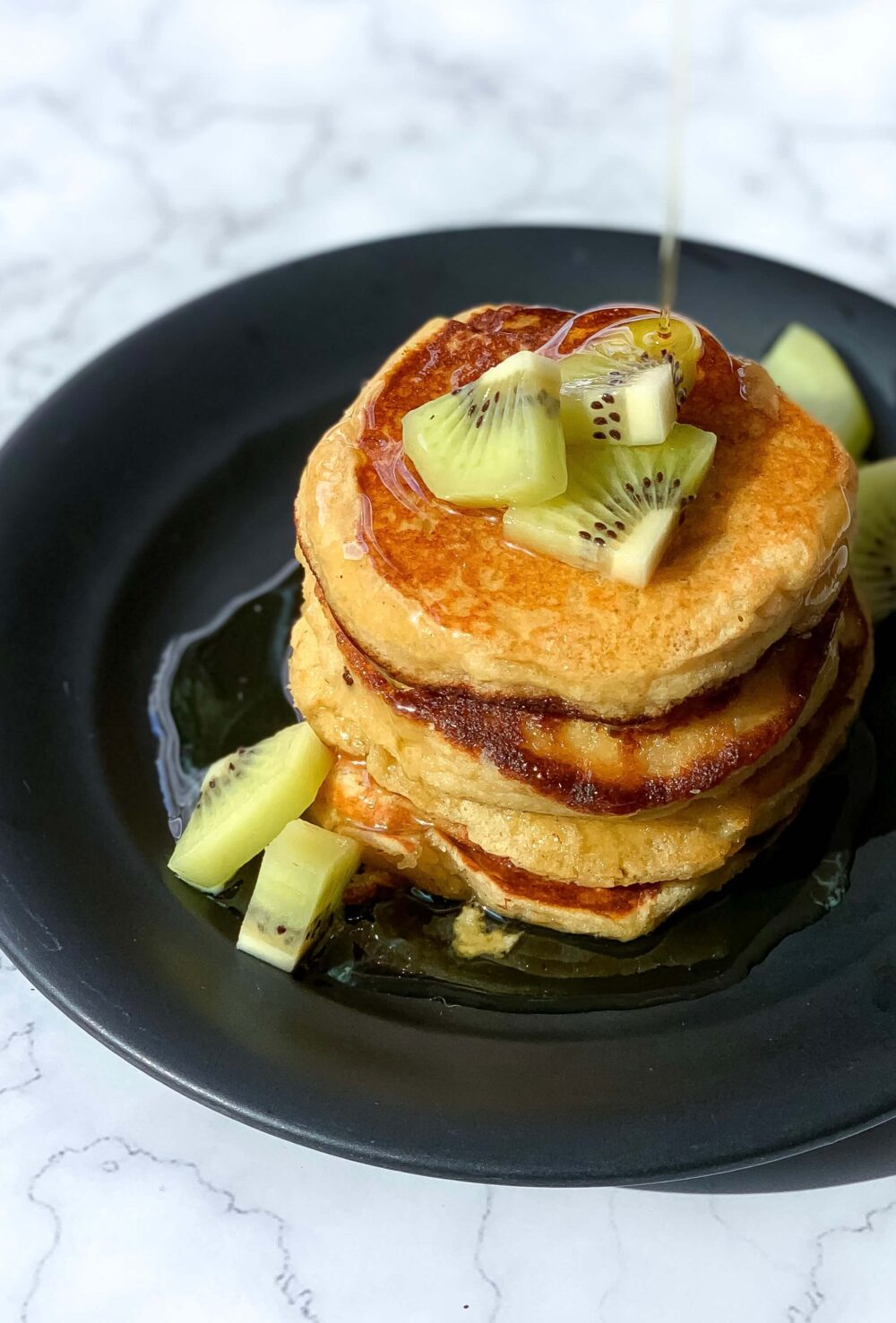 banana-apple-smoothie-pancakes